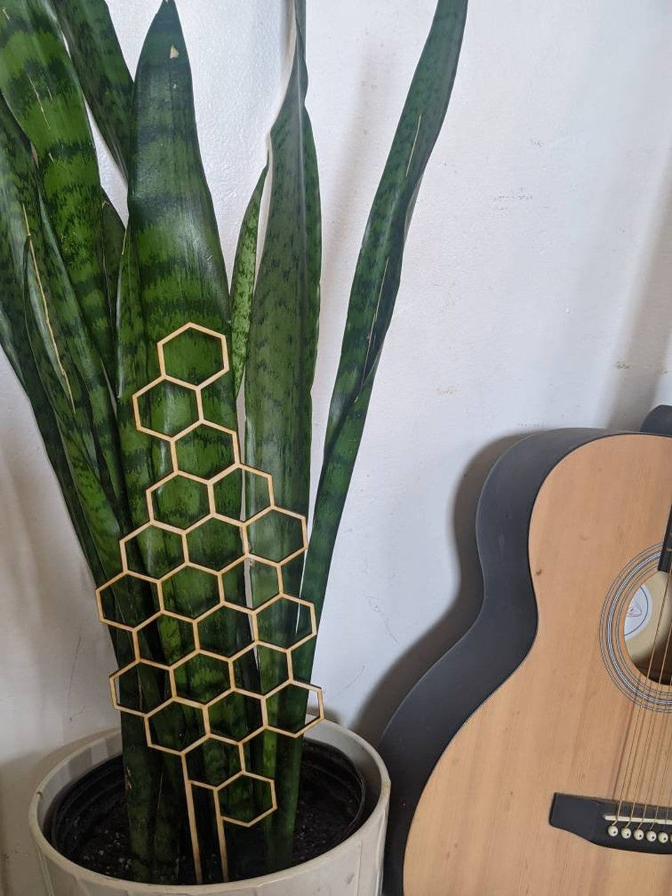 Large Metal Honeycomb Trellis Indoor Plant Support Art | Honey Comb Plant Support | Shelf Plant Decoration Small Potted Plant Trellis